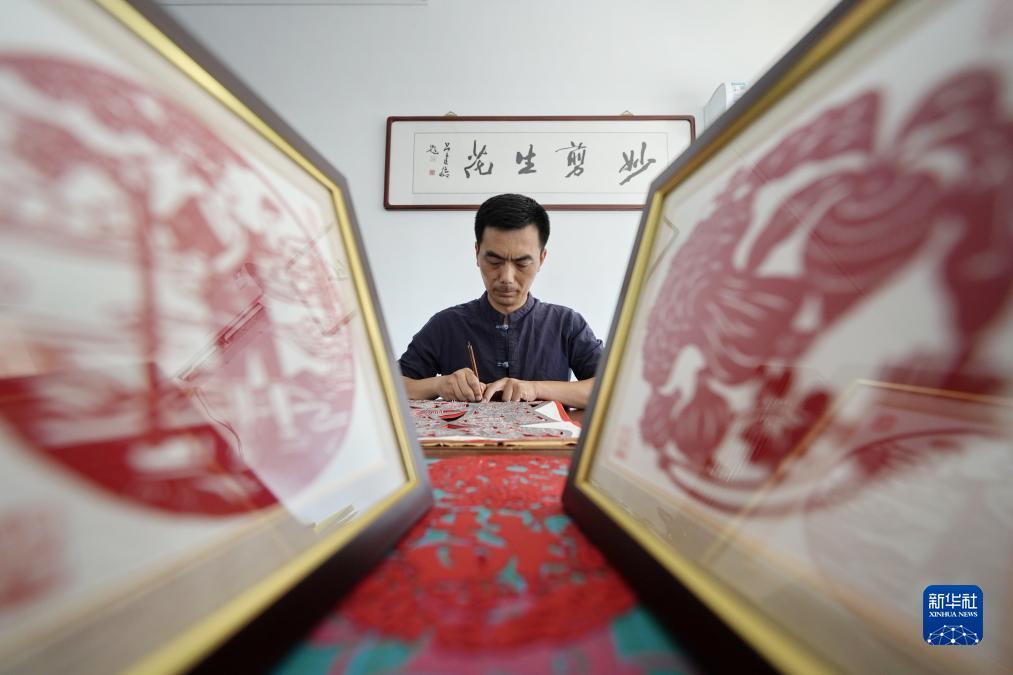 棒坛万人在线交流社区